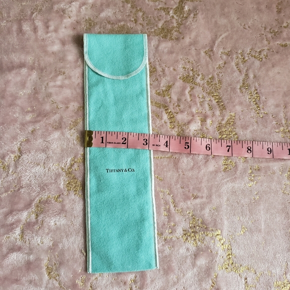 TIFFANY & CO. | Jewelry Pouch - Tall 11x3 - Picture 10 of 10